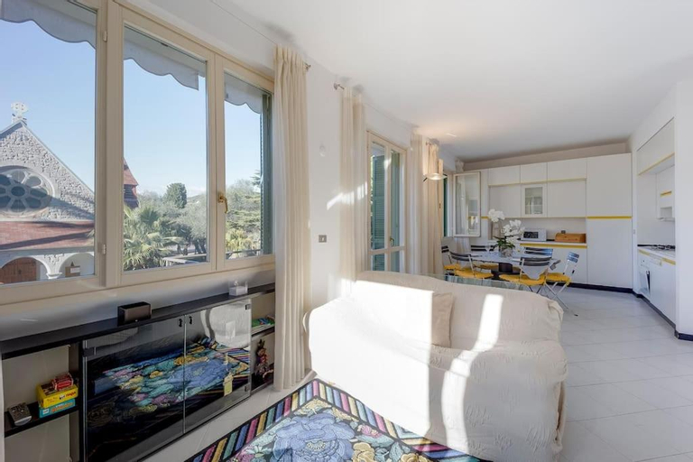 Others 5, Victoria Hall Bordighera - 2 bedroom apartment - Parking, Imperia