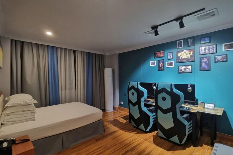 Bedroom 13