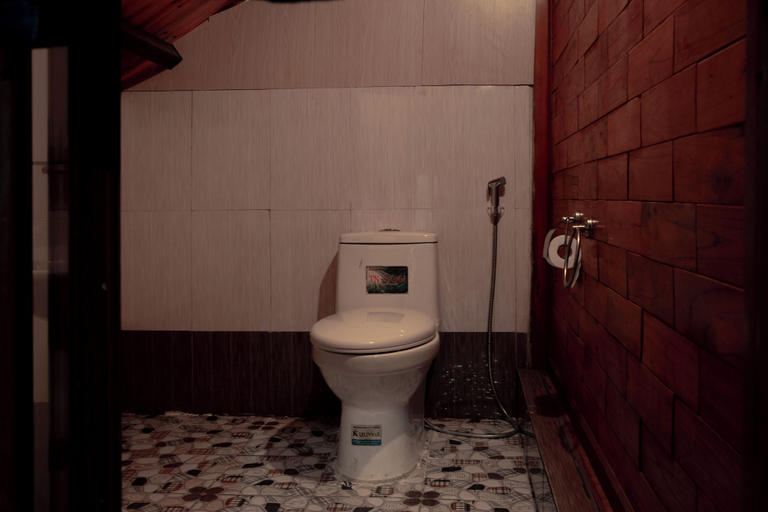 Bathroom 3, Khen Mong Nature hotel, Sa Pa