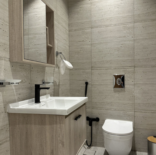 Others 4, Kease Malqa J-6 Royal Touch AX15, Riyadh