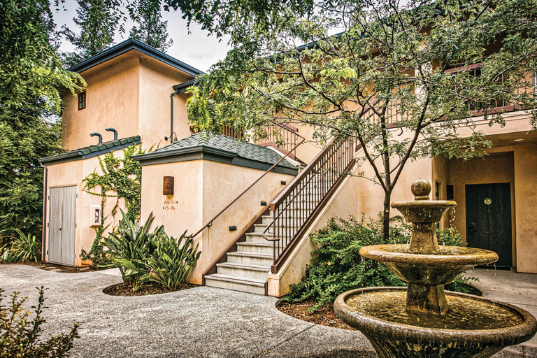 Exterior & Views 2, Appellation Lodi - Wine & Roses Resort & Spa, San Joaquin