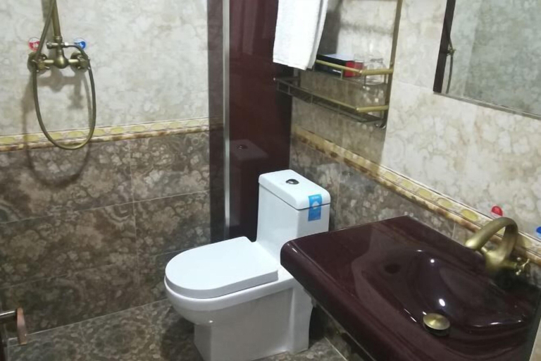 Bathroom 3, Yesanpo Hostel, Baoding