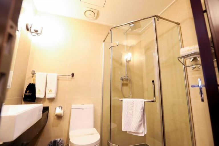 Bathroom 4, Wuzhou International Hotel, Yulin