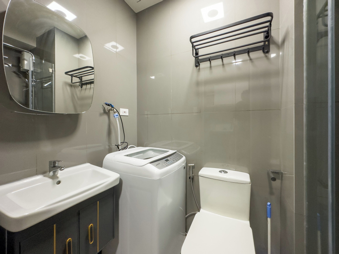 Bathroom 6