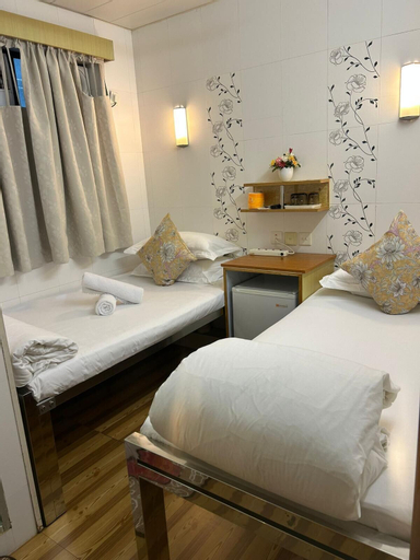 Bedroom 2, HOLIDAY GUEST HOUSE, Kowloon