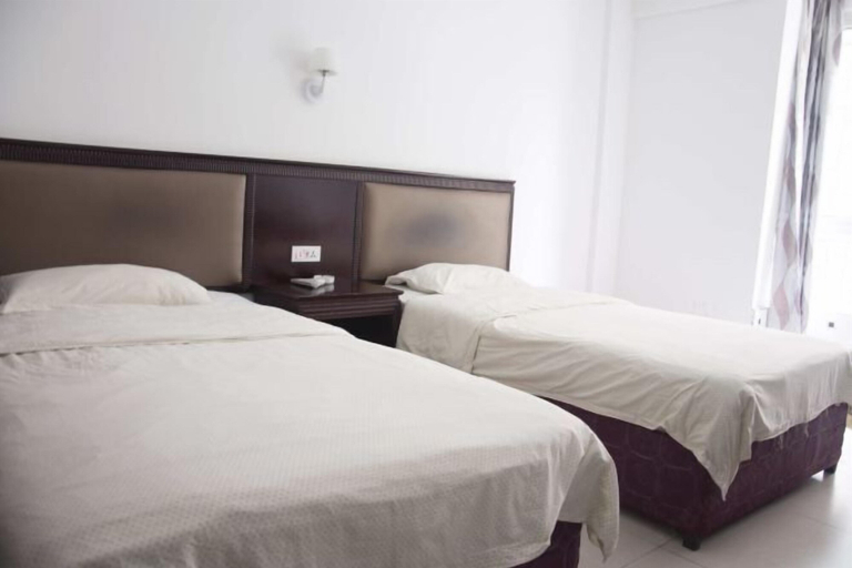 Bedroom 5, Caizi Hostel, Huangshi