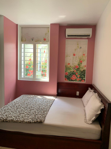Bedroom 12
