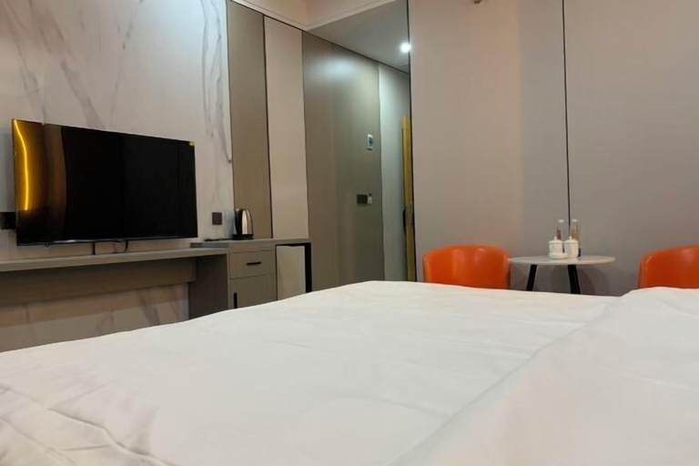 Bedroom 3, ZIxing Wuzhou Hotel, Chenzhou