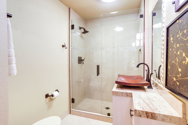 Bathroom 5, Patio + Resort Amenities: Palm Desert Escape, Riverside