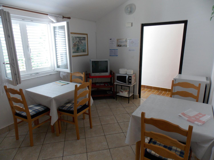 Others 3, Barbat 730, Lopar/Supetarska Draga