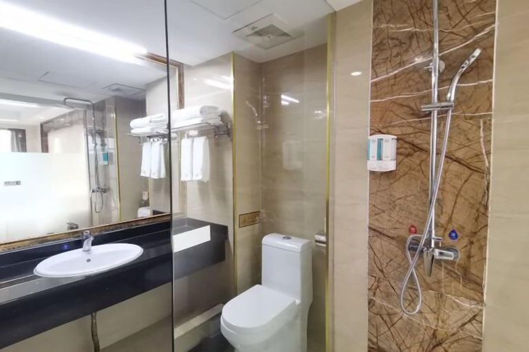 Bathroom 4, Wanmin International Hotel, Baise