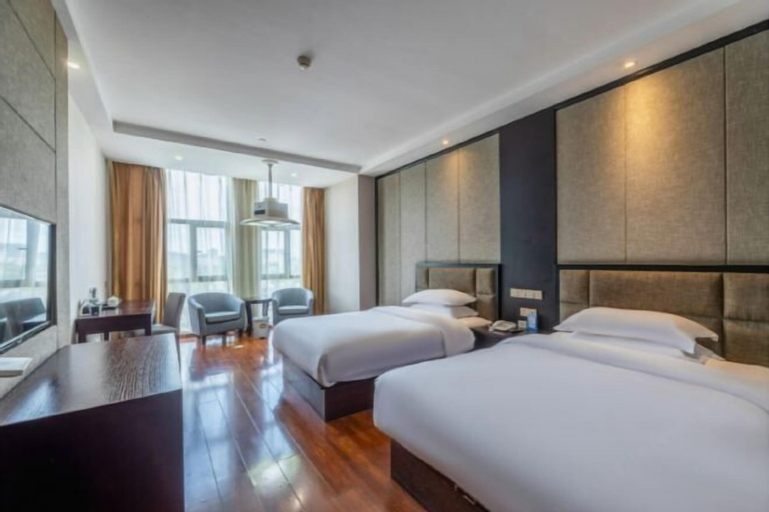 Bedroom 12