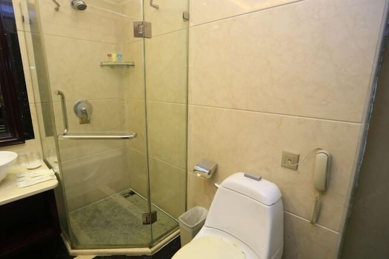 Bathroom 3, Shenzhen Tanhai Hotel, Shenzhen