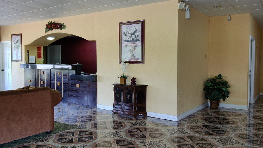 Others 5, Countryside Inn & Suites, McCurtain