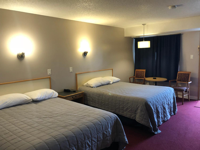 Bedroom 2, Voyageur Motel, Thunder Bay
