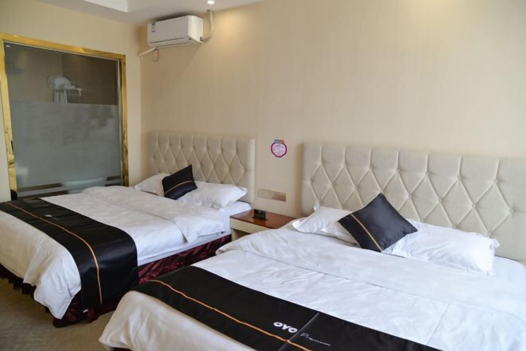 Bedroom 5, Kaitai Holiday Hotel, Qiandongnan Miao and Dong