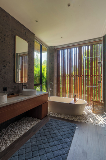 Others 1, Villa Casa Wins, Badung