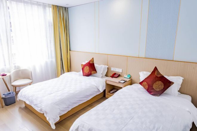 Bedroom 3, Wuyishan Juzhen Hotel, Nanping