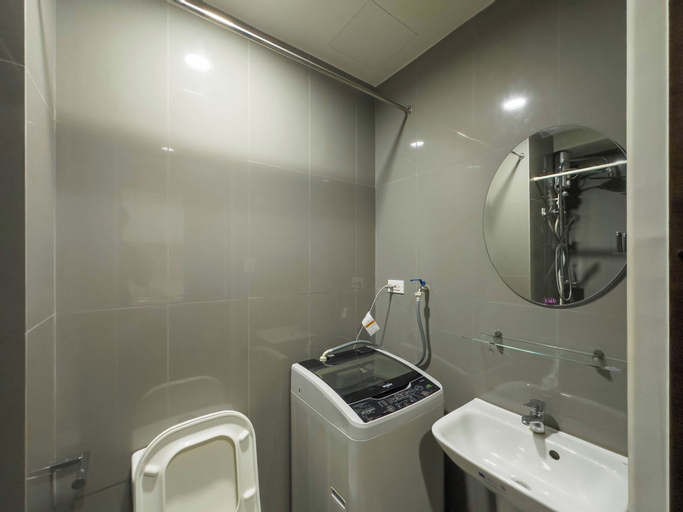 Bathroom 1