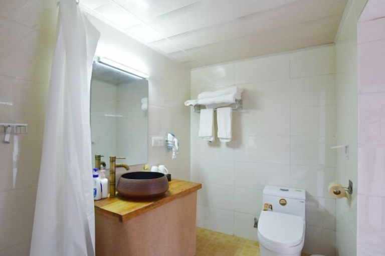 Bathroom, Shaxi Serenity Residence, Dali Bai