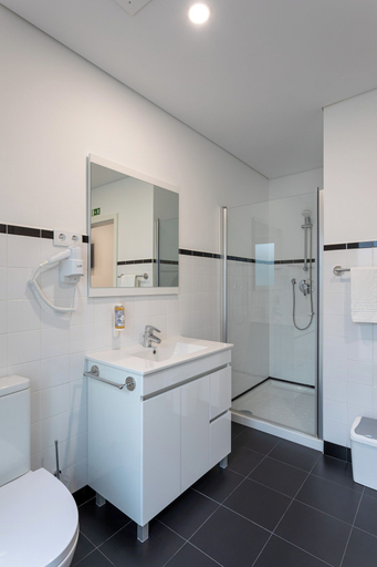 Bathroom 3, Guest House A Loja do Cantoneiro, Albergaria-a-Velha