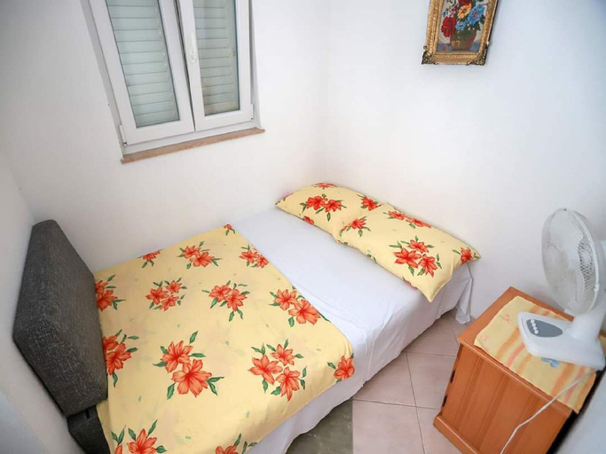 Bedroom 3, Apartments Pezo, Baška Voda