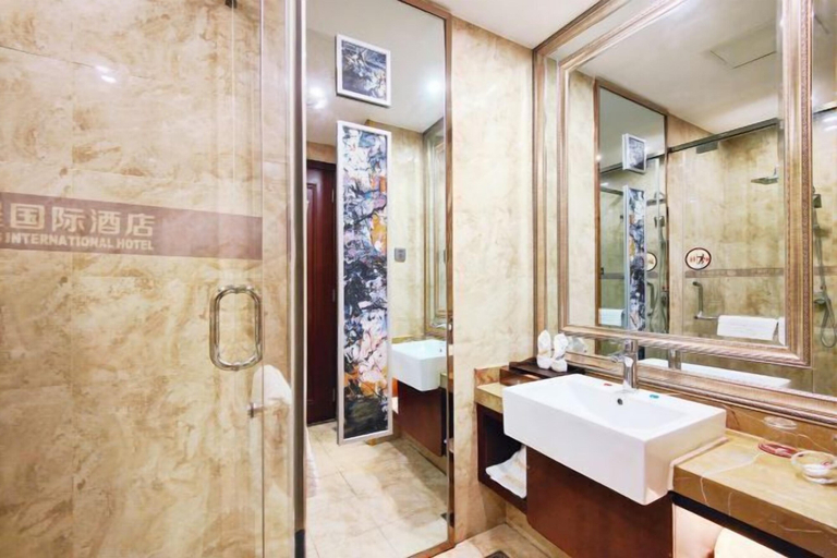 Bathroom 4, Dilunting International Hotel (Wansheng Yaocheng), Chongqing
