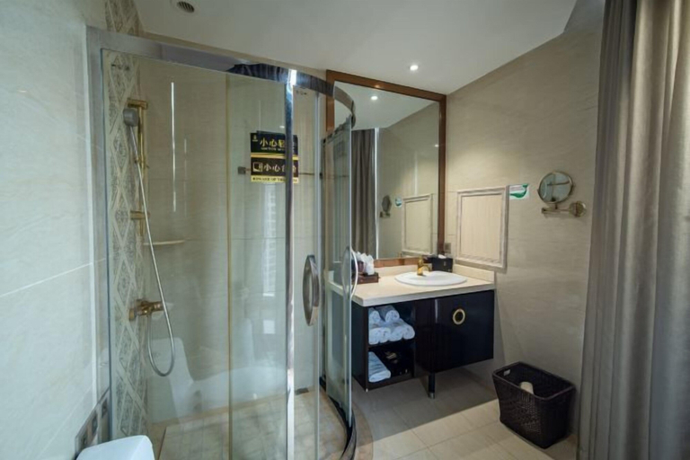 Bathroom 4, Guopeng International Hotel, Guigang