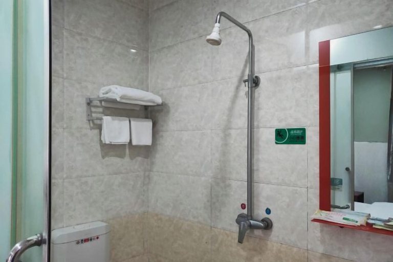 Bathroom 2, Liuzhou Yuexing Hotel, Liuzhou