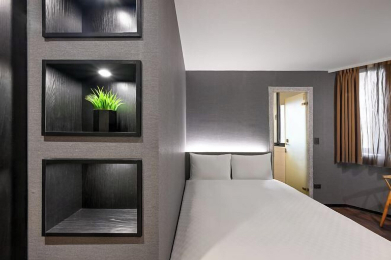 Bedroom 23