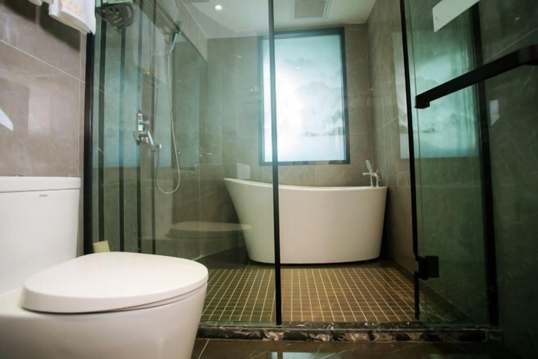 Bathroom 4, Yunlong Hotel, Shiyan