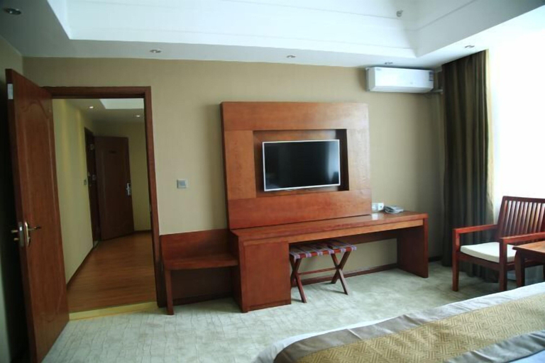 Others 5, Longhuyuan Hostel, Wenshan Zhuang and Miao