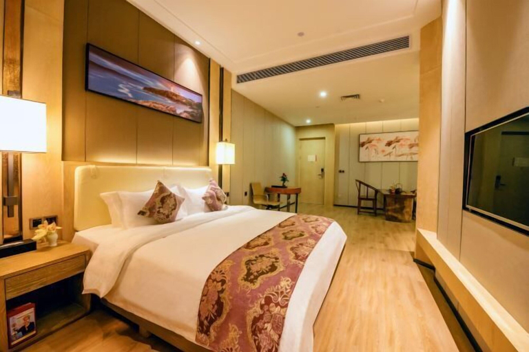 Bedroom 3, Garden Hotel, Jiangmen