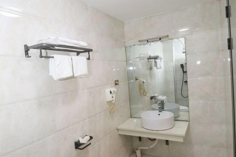 Bathroom 3, Towo Holiday Hotel (Libo Food Street), Qiannan Buyei and Miao