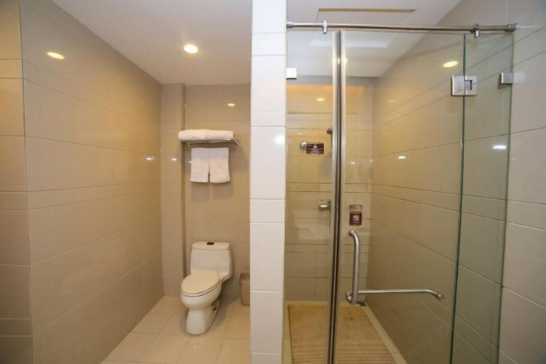Bathroom 3, Daohuaxiang Hotel, Yichang
