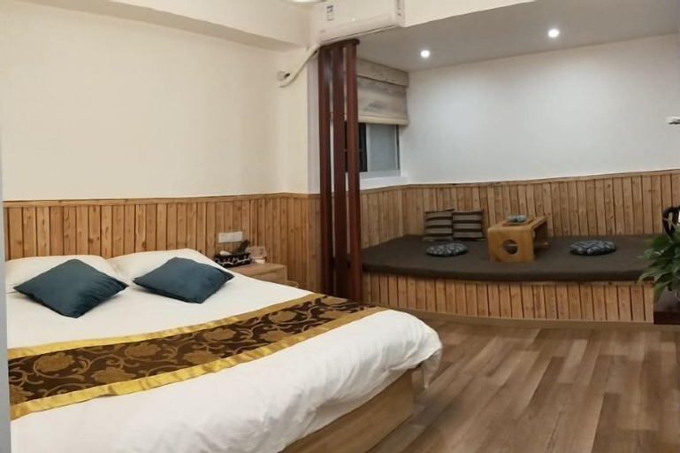 Bedroom 9
