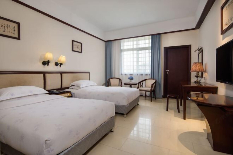 Bedroom 4, Jiangxi Tianmu Lushan Hot Spring Resort Area, Jiujiang