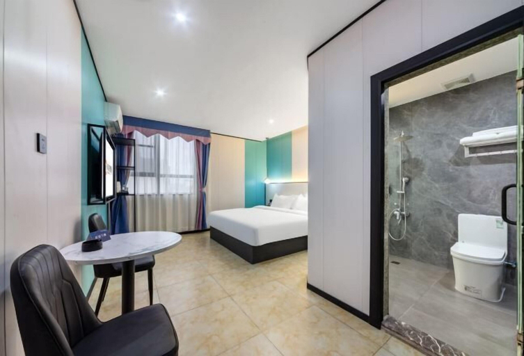 Bedroom 3, V8 Wisdom Hotel (Haikou CRV East Railway Station), Haikou
