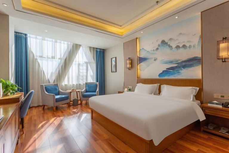 Bedroom 3, Wanhao Hotel, Baynnur