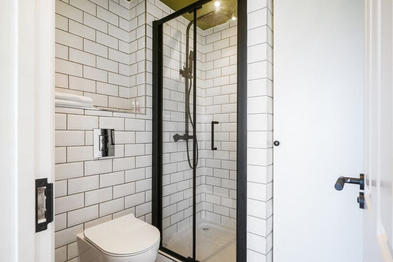 Bathroom 3, The Balham Flat - Lovely Studio Type Flat, London