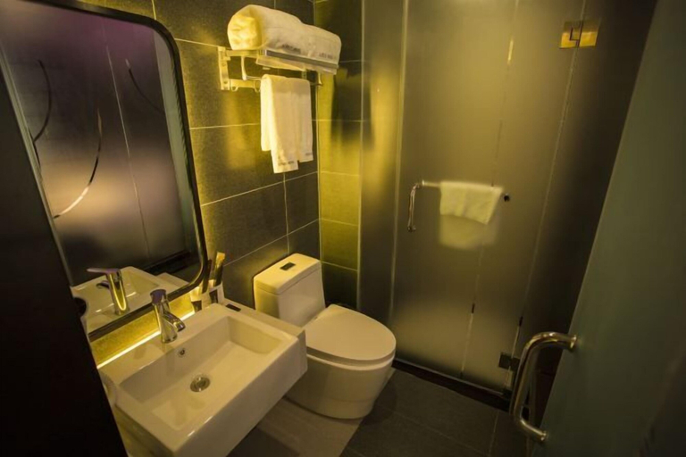 Bathroom 3, Shankee Hotel (Liaoyuan Caifu Road Eurasia Mall), Liaoyuan