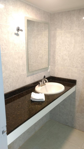 Bathroom 3, Hotel Suites Bernini, Guadalajara