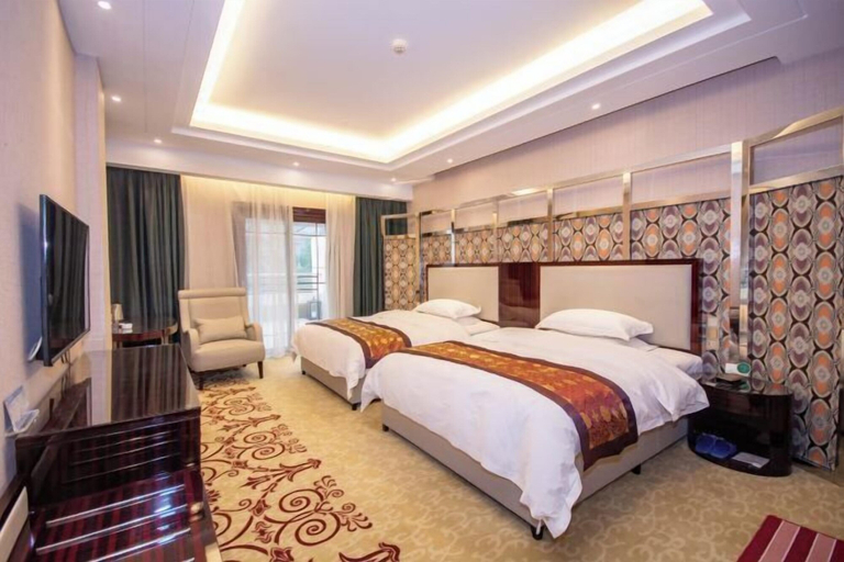 Bedroom 3, Yesanguan International Hotel, Enshi Tujia and Miao