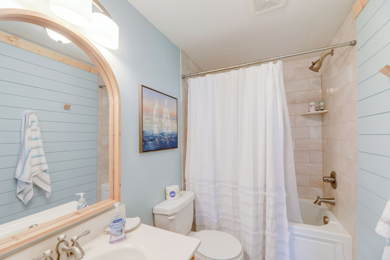 Bathroom 4, 'the Willowberry House' With Deck & Grill!, Carteret