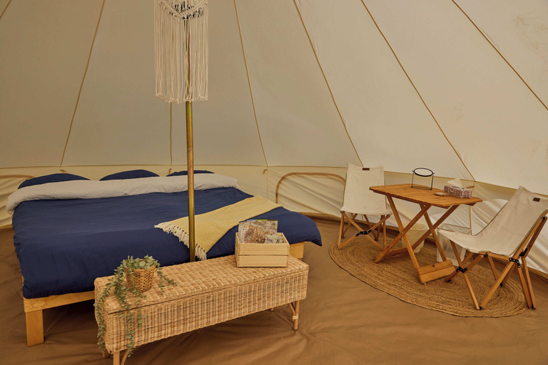 Bedroom 3, Hôtel UNIQ - Forêt Ô Cascades - Tentes Glamping, Matawinie