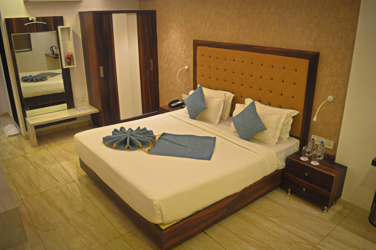 Bedroom 2, Click Hotel By Suba, Jamnagar