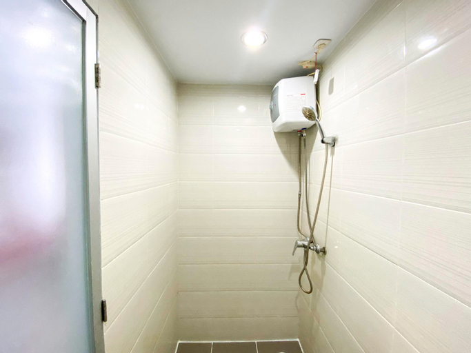 Bedroom 5, Good Place and Tidy Studio Skyview Medan Apartment By Travelio, Medan