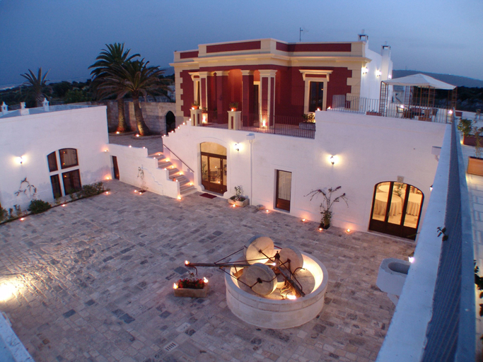 Exterior & Views 2, Masseria Fortificata Donnaloia, Bari