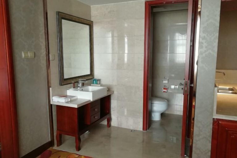 Bathroom 4, Yongdeng Jujia Hotel, Lanzhou