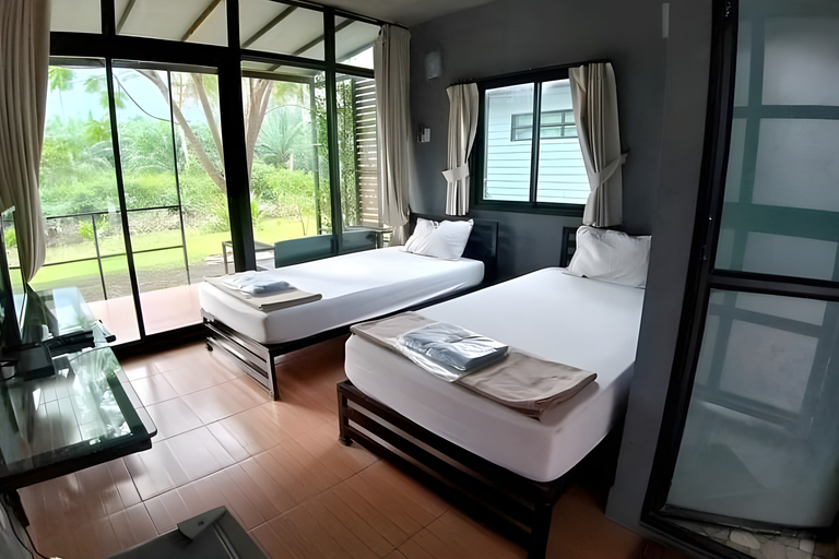 Bedroom 2, Baan Rim Nam Resort, Muang Phangnga